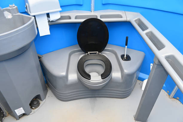 Best Portable bathroom rental  in Valencia, NM